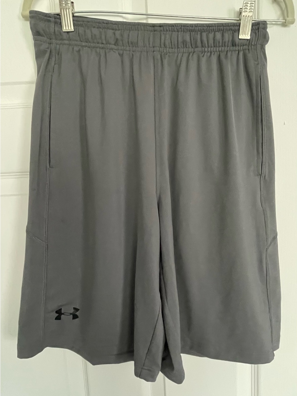 Under Armour Men’s Gray Performance Athletic Shorts